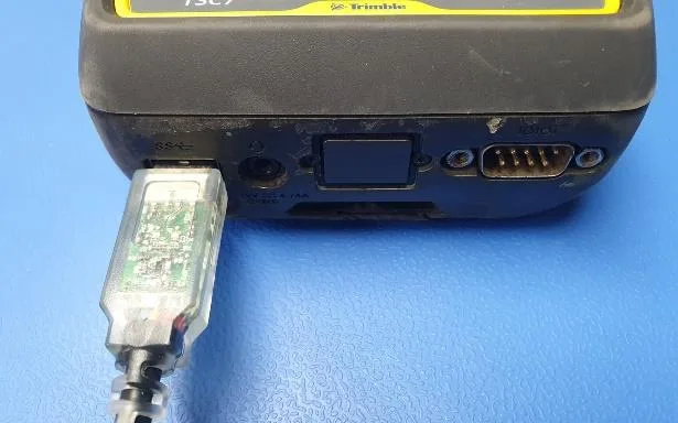 “Smart” USB cable plugged into the TSC7.
